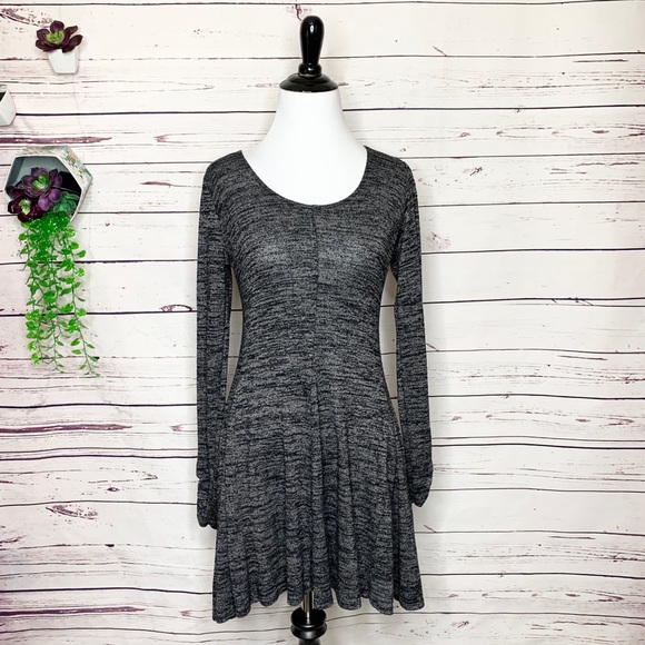 Hollister Heather Gray & Black Casual Long Sleeve Sweater Dress Size XS - Picture 9 of 9